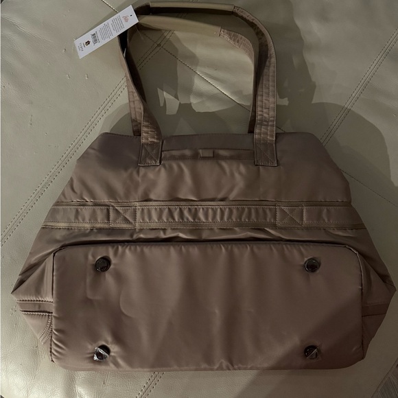 Lug Tempo Sand Taupe Women's tote Bag - Picture 2 of 3
